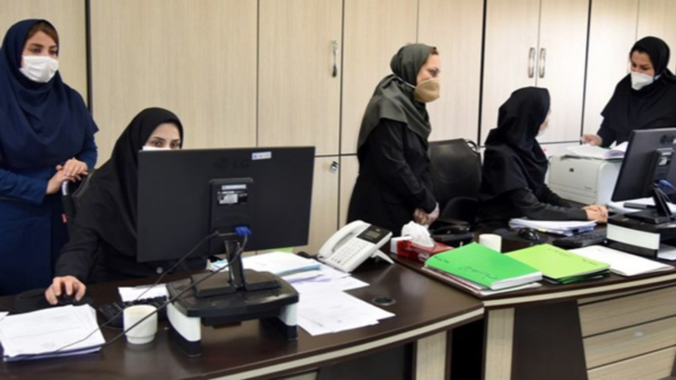 قانون جدید درباره ساعت کار بانوان تأیید شد قانون جدید درباره ساعت کار بانوان تأیید شد